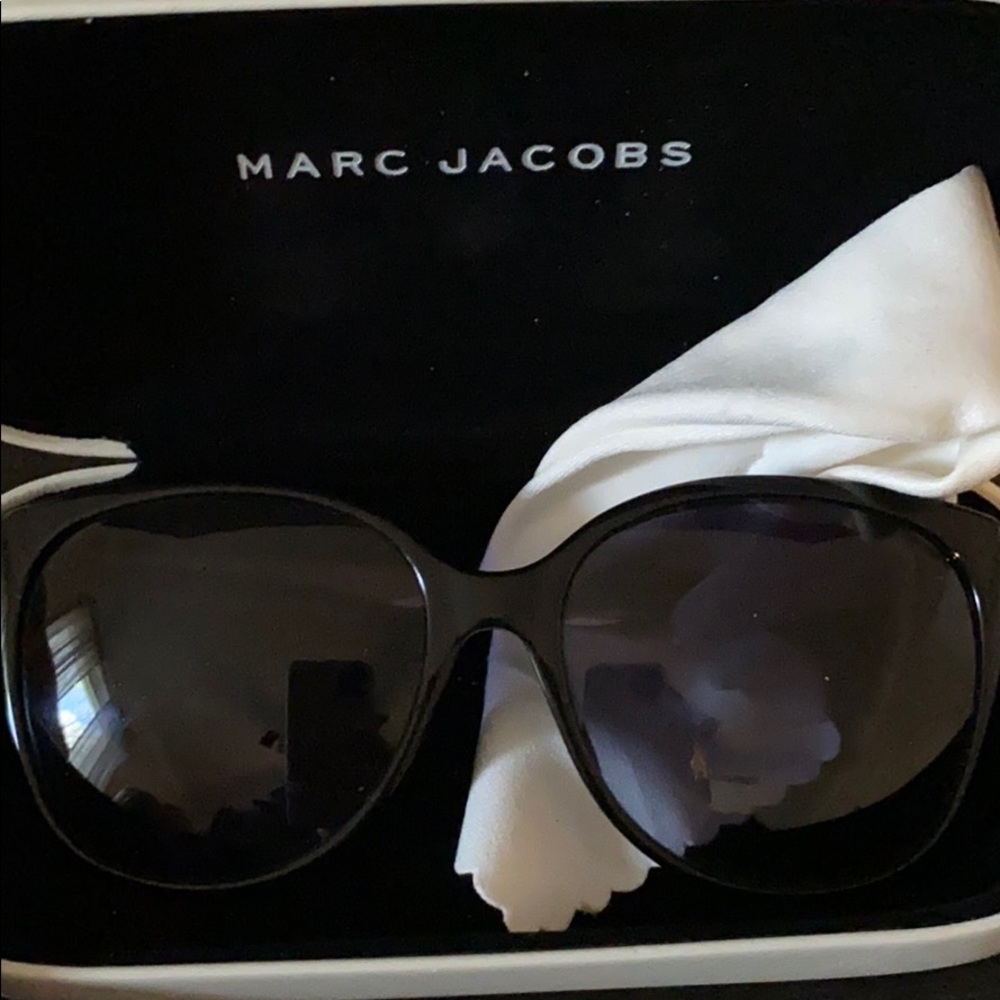Marc Jacobs sunglasses